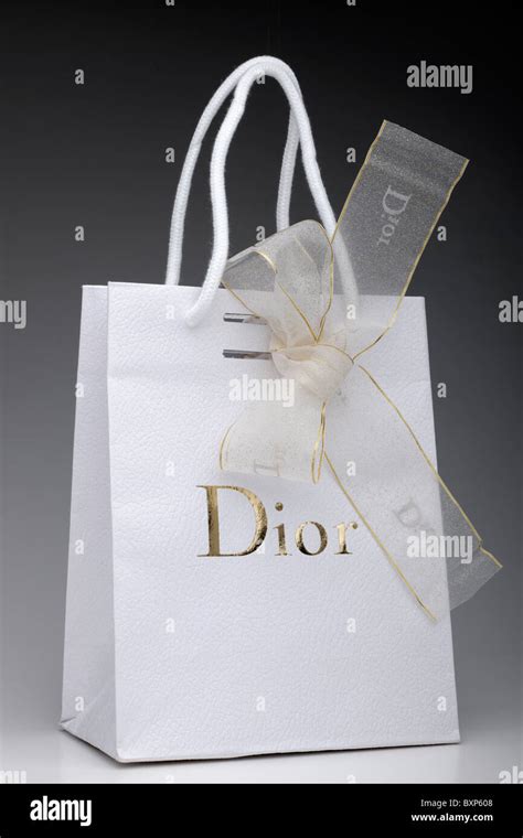 christian dior gift bag.